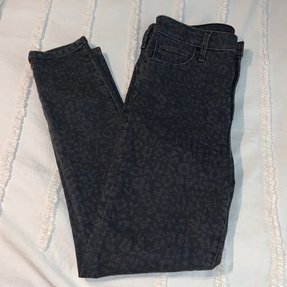 NWT Black Cheetah Print HighRise Abercrombie Jeans